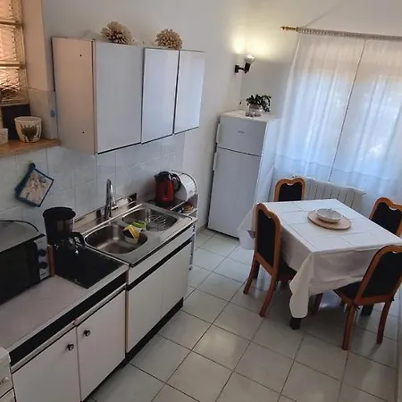 Evergreen Apartment